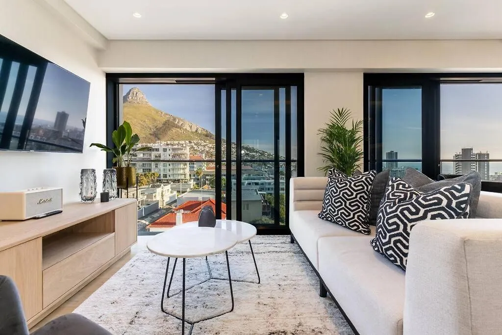 Strand Beach 2Br Views, Pool & Style ケープタウン