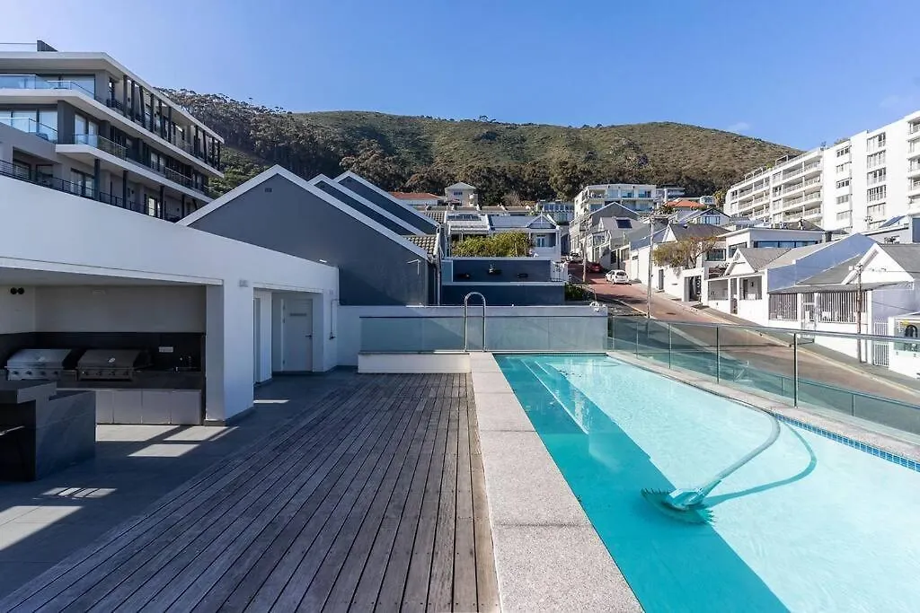 Strand Beach 2Br Views, Pool & Style ケープタウン 0*,